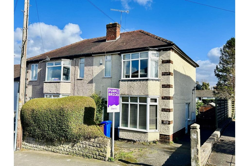 Property photo 2 of 17