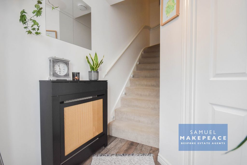 Property photo 2 of 25 Gallery