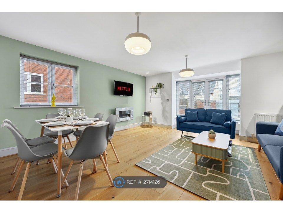 Property photo 1 of 31