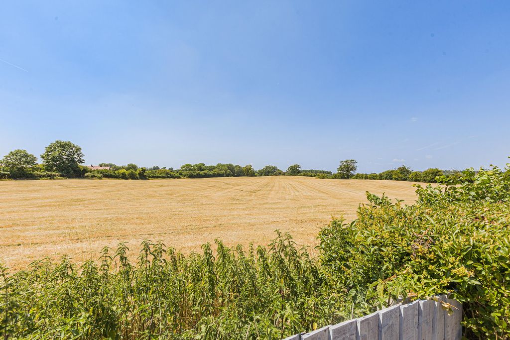 Property photo 1 of 34