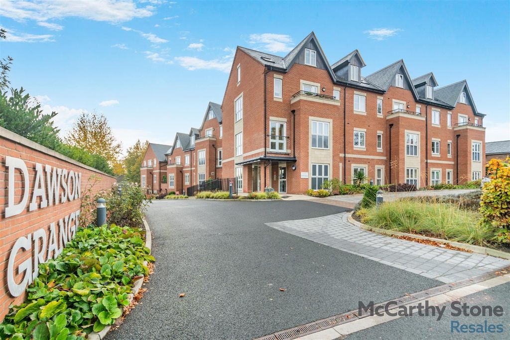 Property photo 1 of 18 8668913-Exterior05.Jpg