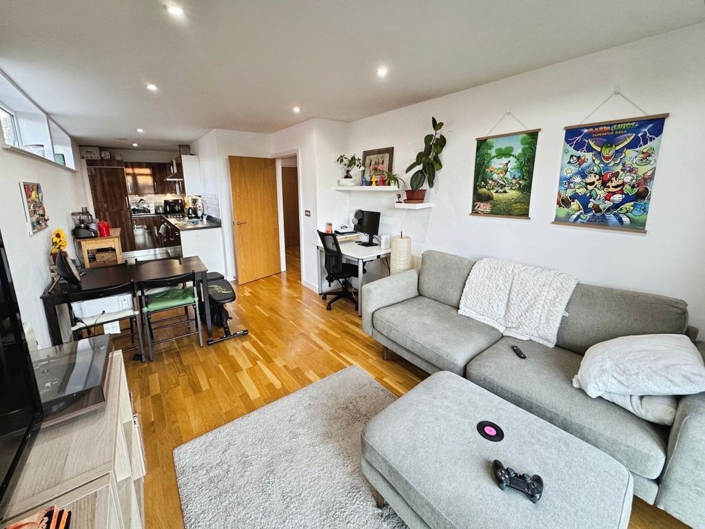 Property photo 2 of 16 Picture 2