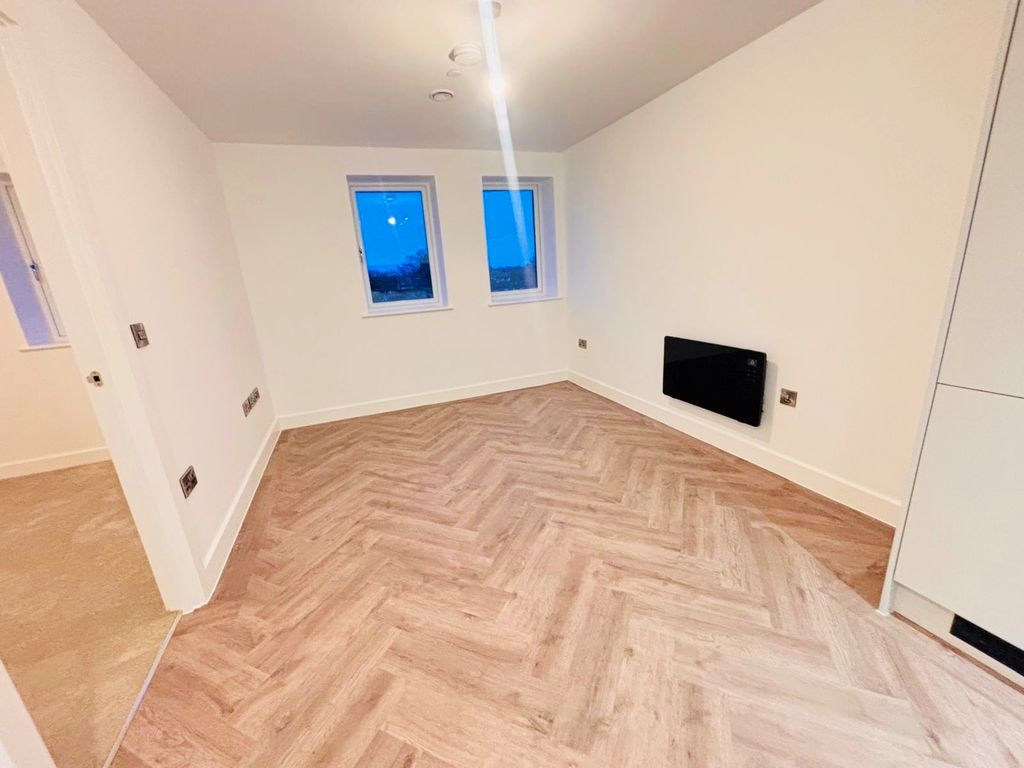 Property photo 3 of 5