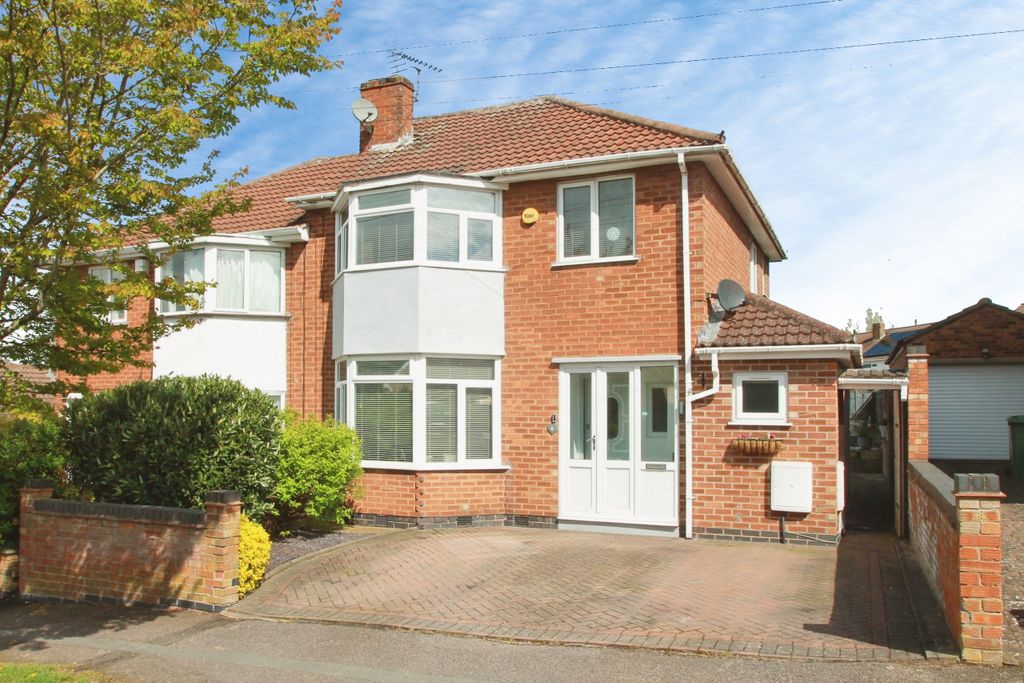 Property photo 1 of 33 Front