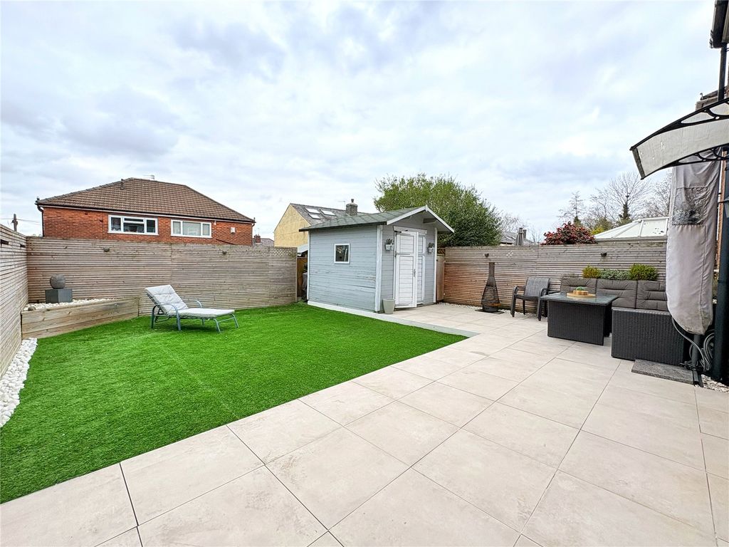 Property photo 2 of 25 Picture No. 44