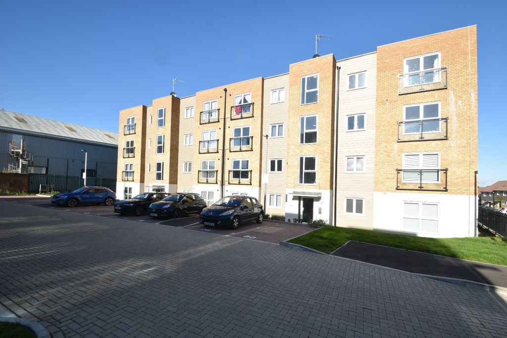 Property photo 1 of 6 4374850