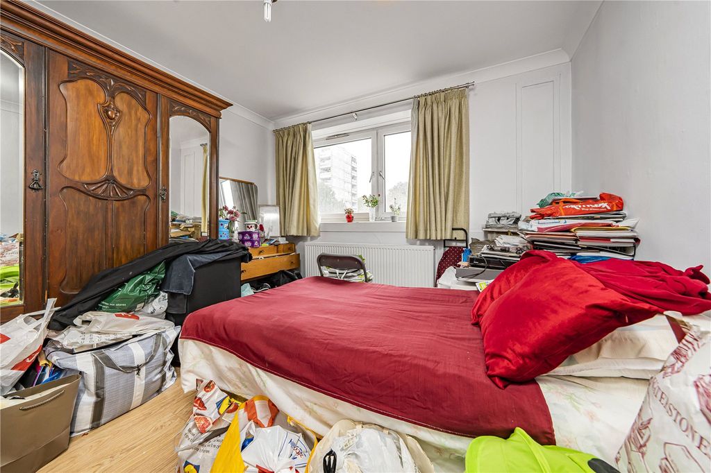 Property photo 2 of 6 Picture No. 02