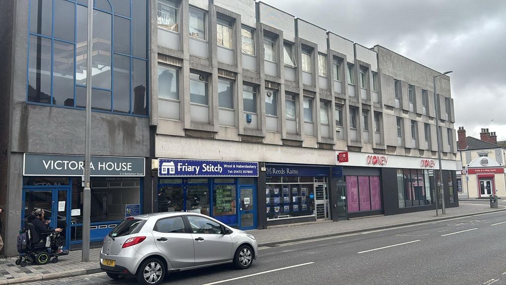 Property photo 1 of 6