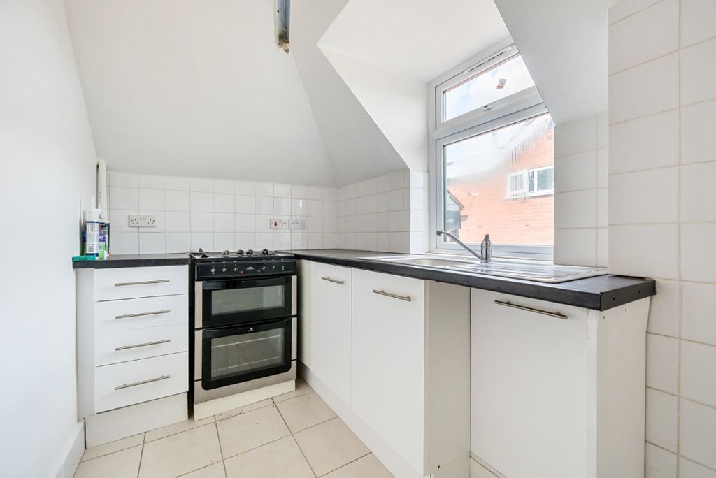 Property photo 2 of 6 988279 (3)