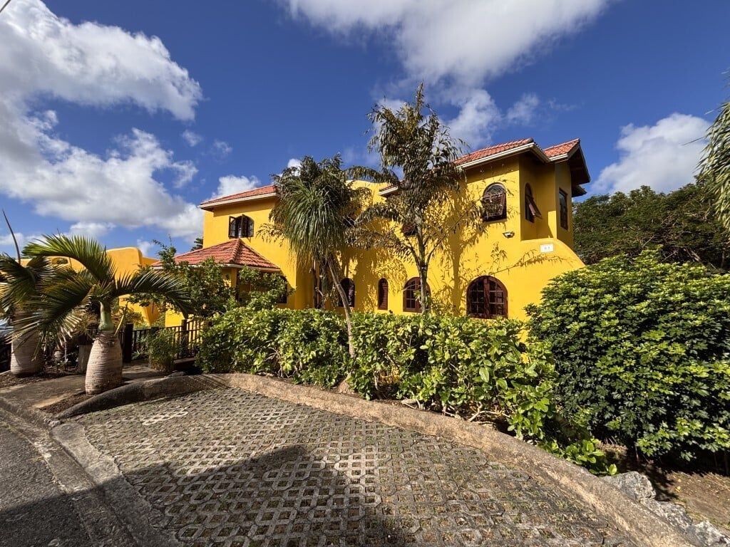 Property photo 1 of 4