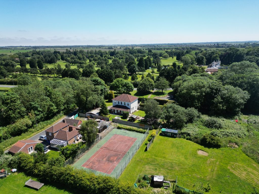 Property photo 1 of 19 3252933