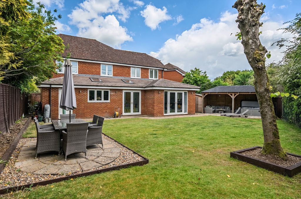 Property photo 2 of 20 1459095-4-6A05E76...