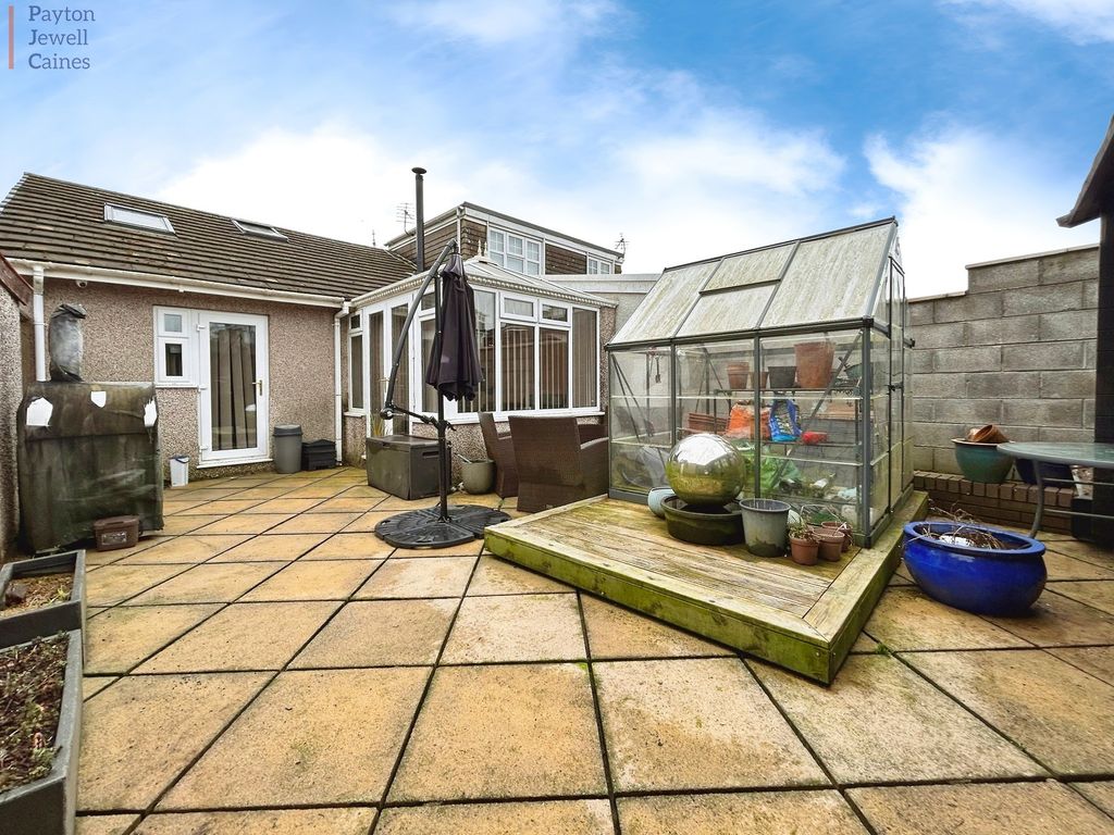 Property photo 2 of 11 Not Specified