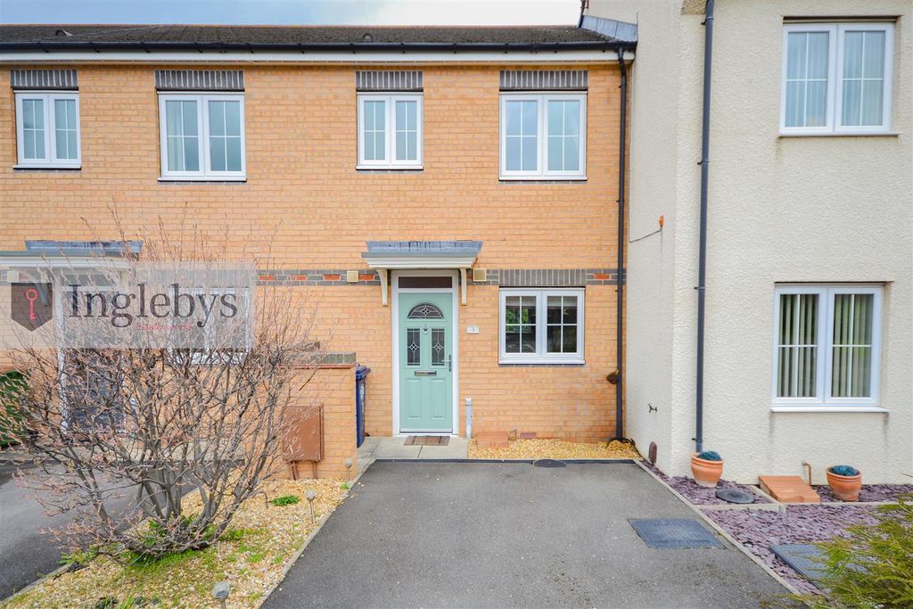 Property photo 1 of 15