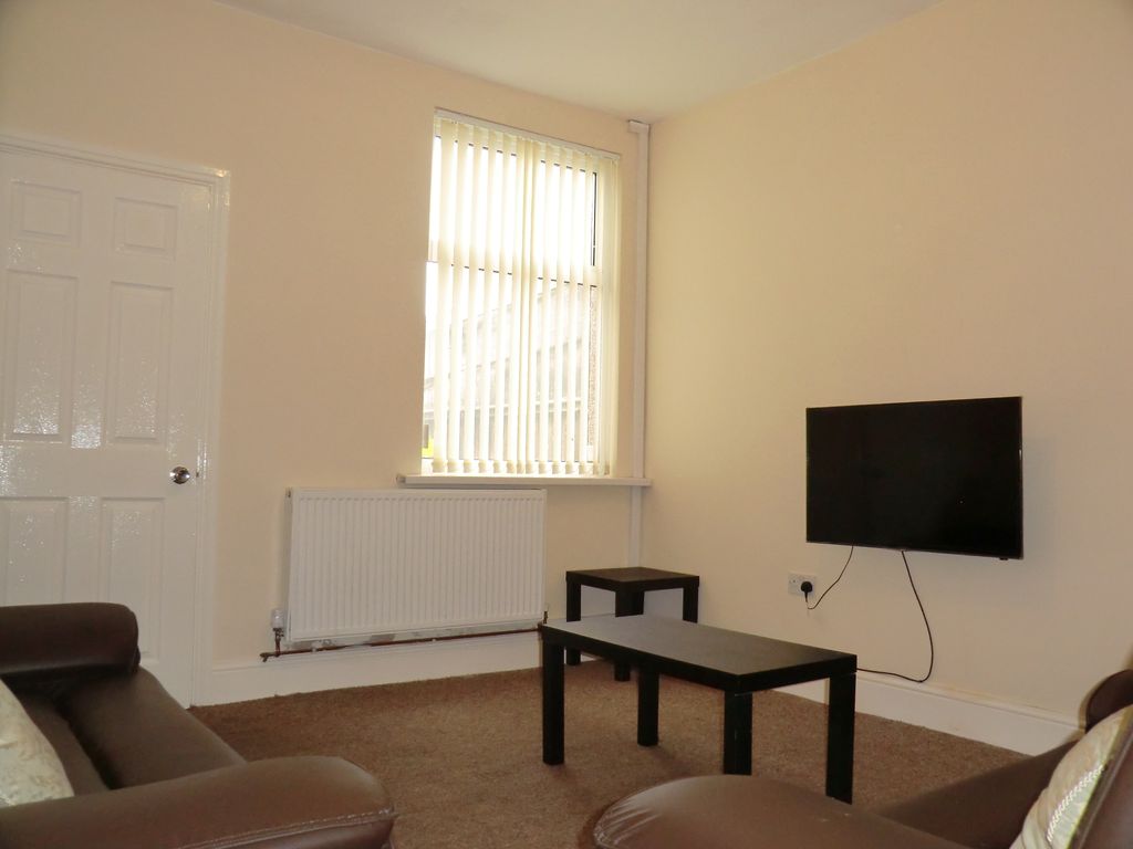 Property photo 3 of 7