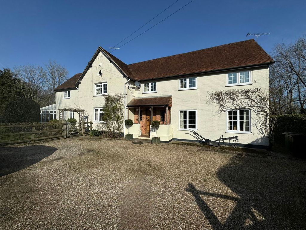 Property photo 1 of 32