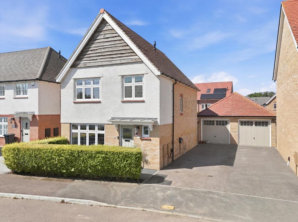 Property photo 1 of 27 4723982