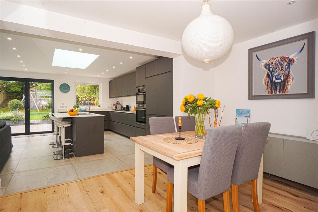 Property photo 3 of 42 Dsc00571.Jpg