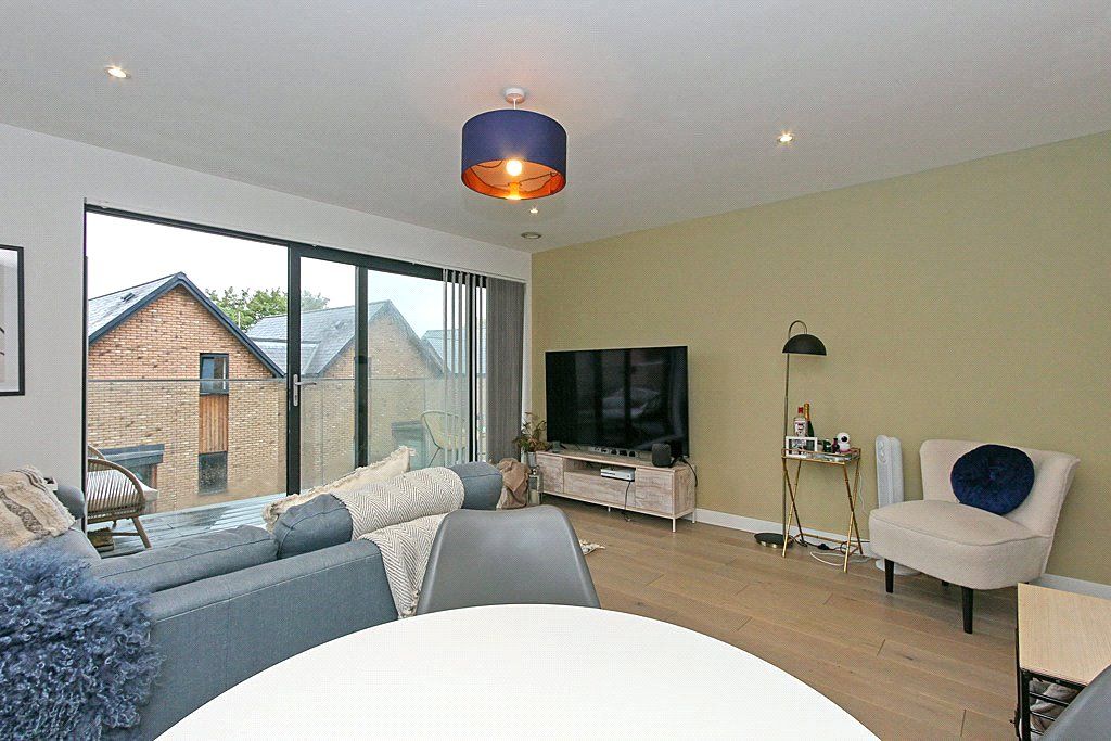 Property photo 3 of 16 Picture No. 15