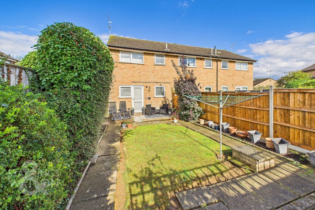 Property photo 1 of 21