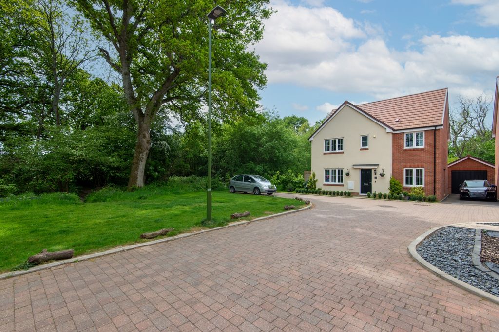 Property photo 1 of 41 52Lobelia-3