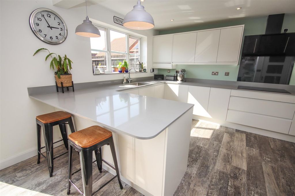 Property photo 3 of 20 Img_4496.Jpg