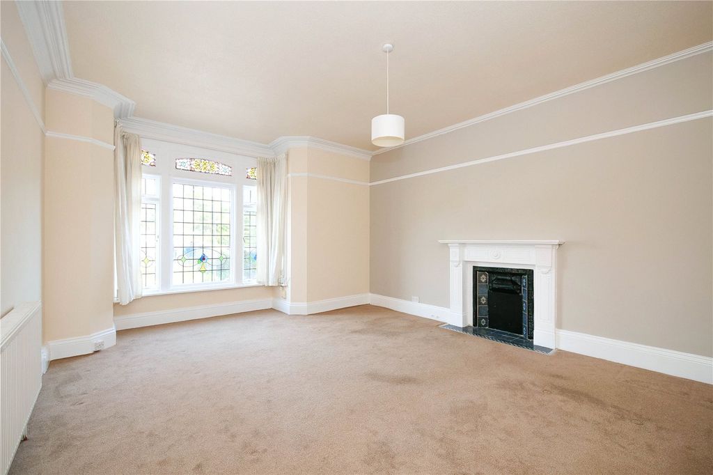 Property photo 2 of 11 Picture No. 01