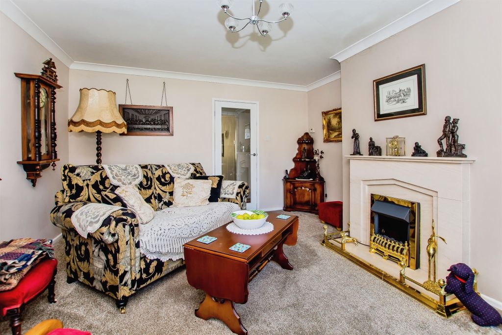 Property photo 3 of 17