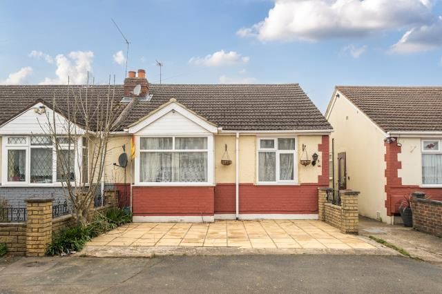 Property photo 1 of 15 External View