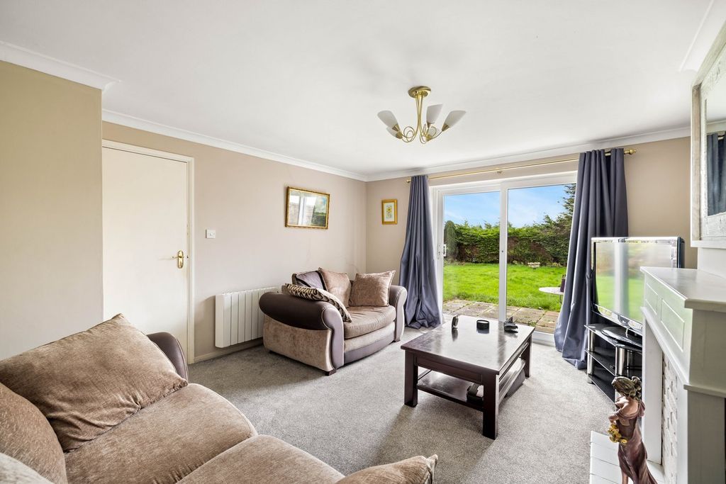 Property photo 2 of 14