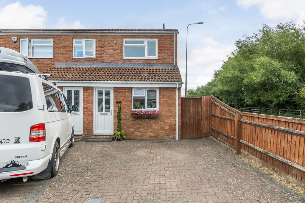 Property photo 1 of 21