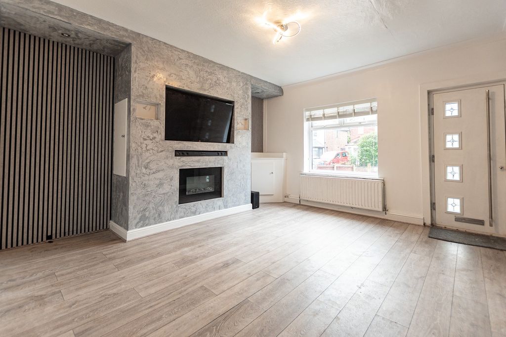 Property photo 3 of 19 Not Specified