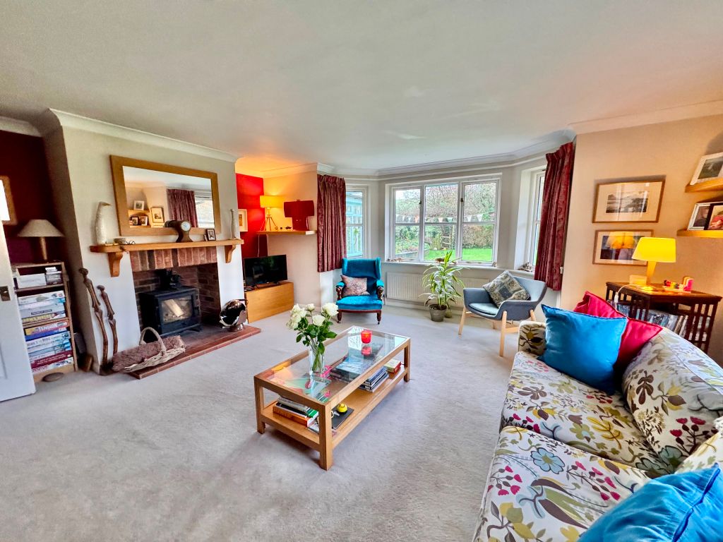 Property photo 2 of 29 Sitting Room