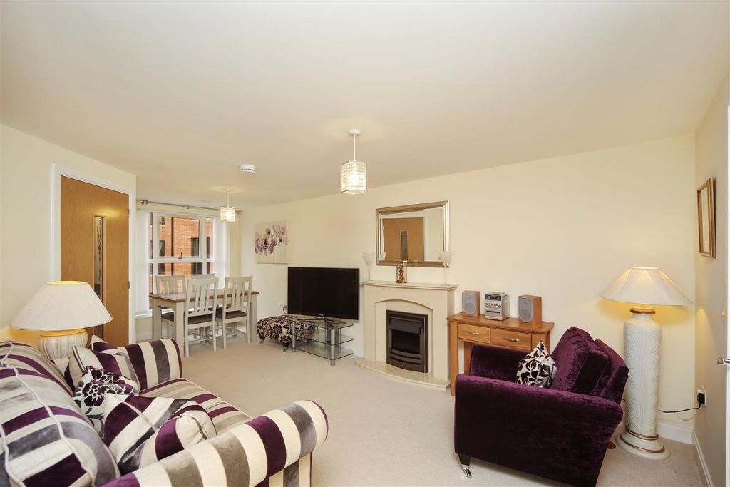 Property photo 2 of 14 01-79A183966-Mbmcs-22Milwardplace-Selects (46).Jpg
