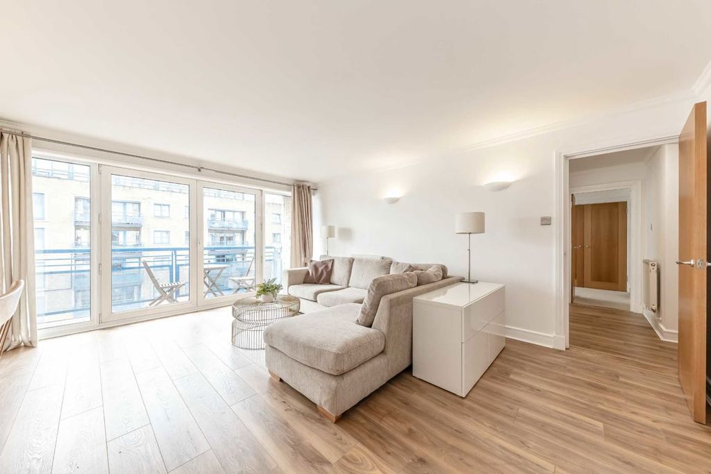 Property photo 3 of 7