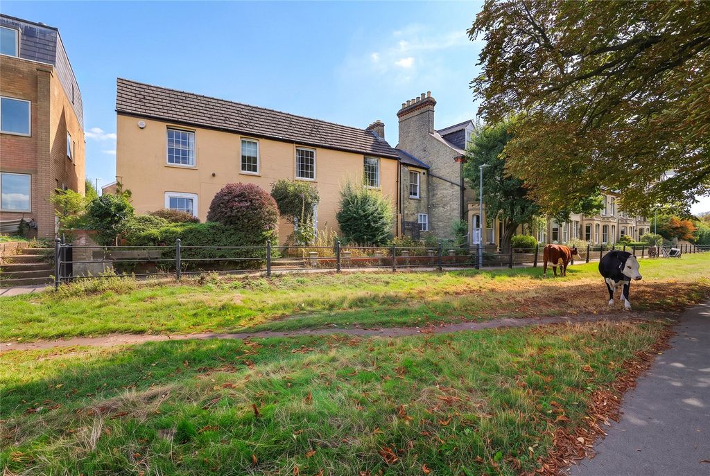 Property photo 1 of 22 Picture No. 21