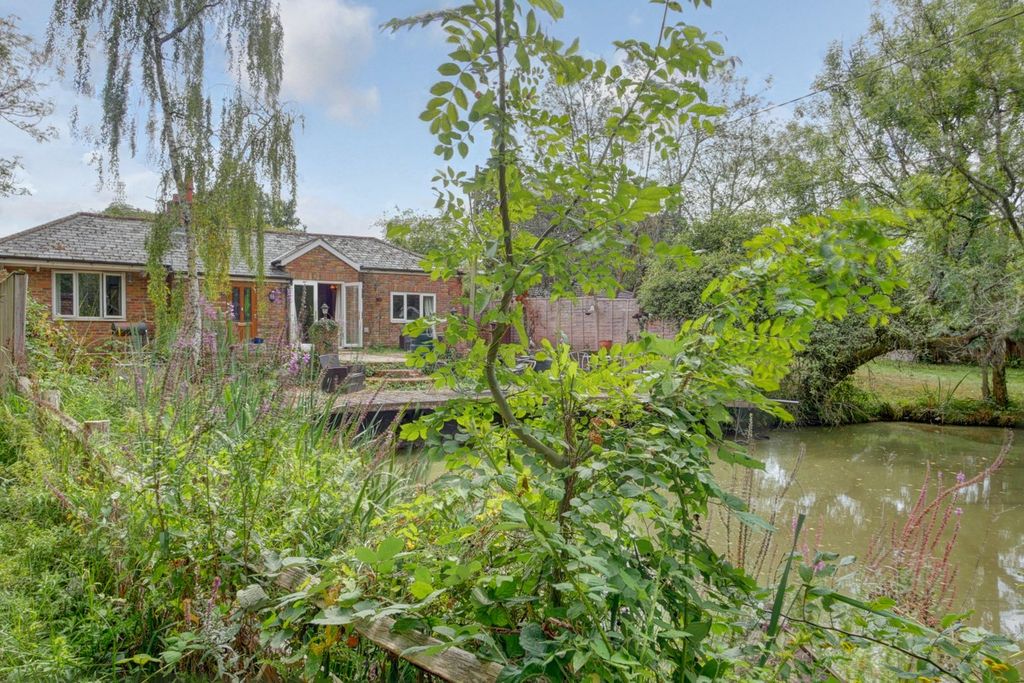 Additional image 40 of 5 bed detached bungalow for saleHempstead Lane, Hailsham BN27
