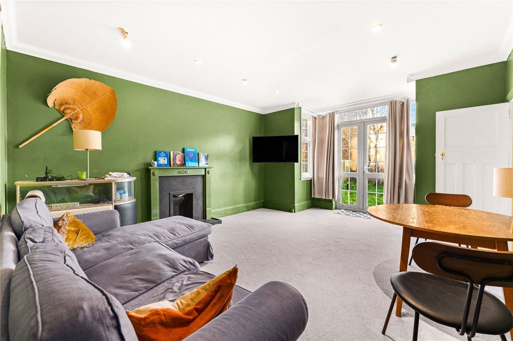 Property photo 2 of 11 Picture 2