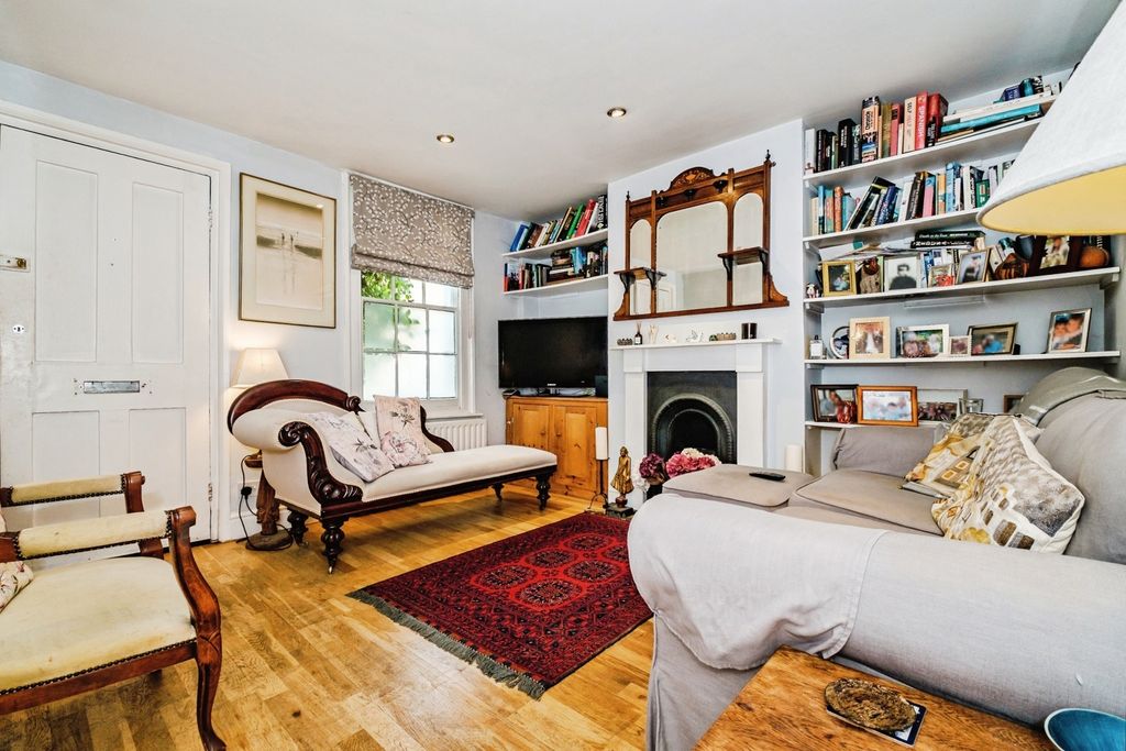 Property photo 2 of 20 Pbox-Img.Jpg