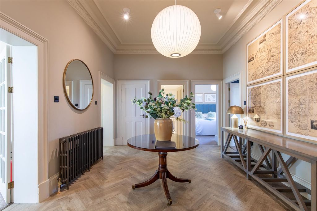 Property photo 2 of 34 S014.Jpg