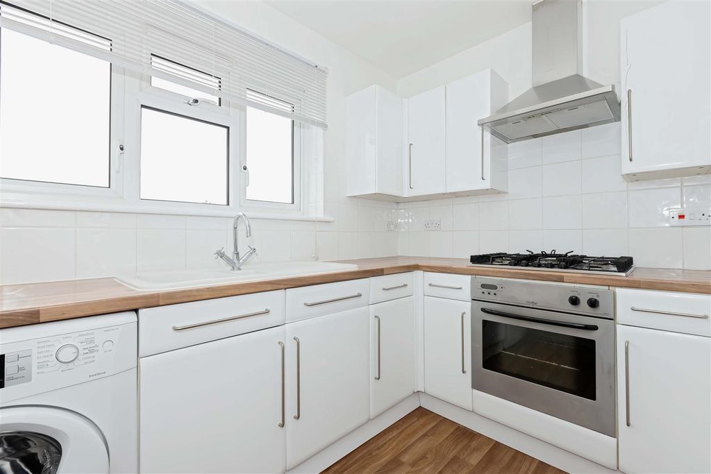 Property photo 2 of 13 Limbrick Lane_3.Jpg