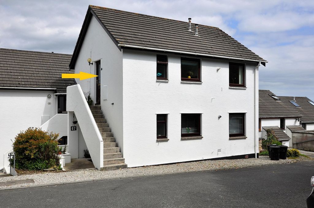 Property photo 1 of 9