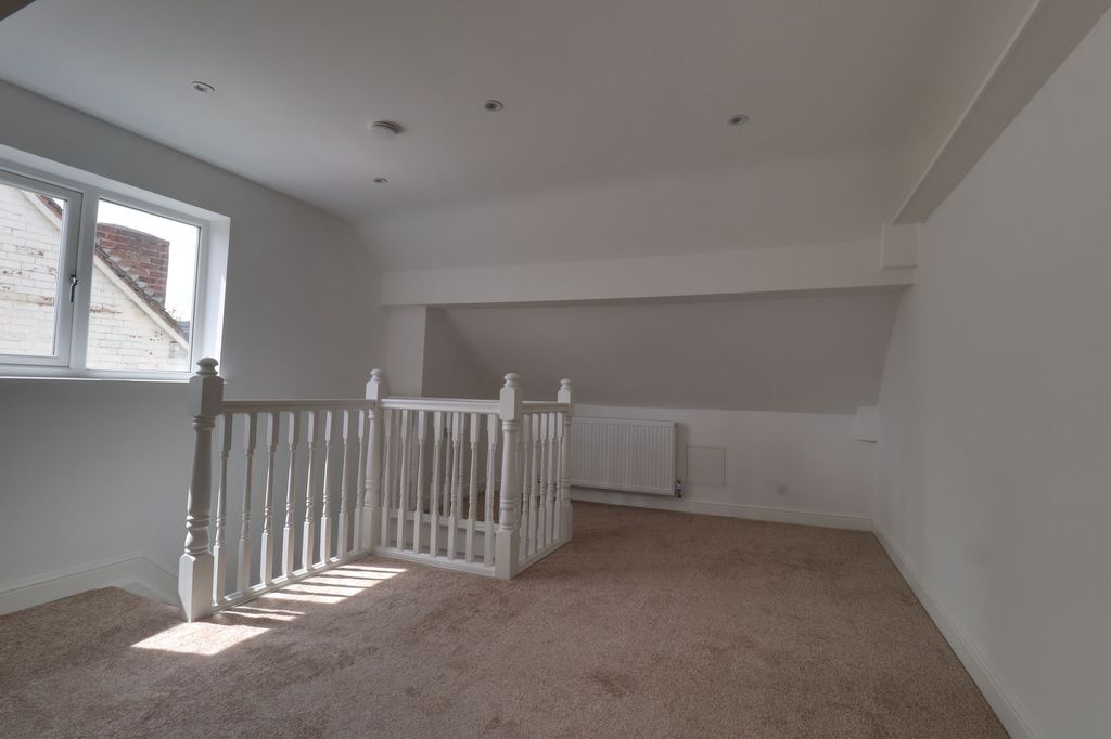Additional image 9 of 3 bed semi-detached house to rentStafford Road, Huntington WS12