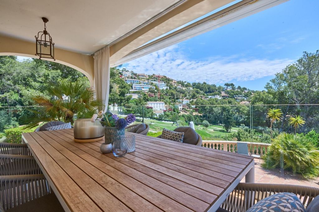 Property photo 3 of 79