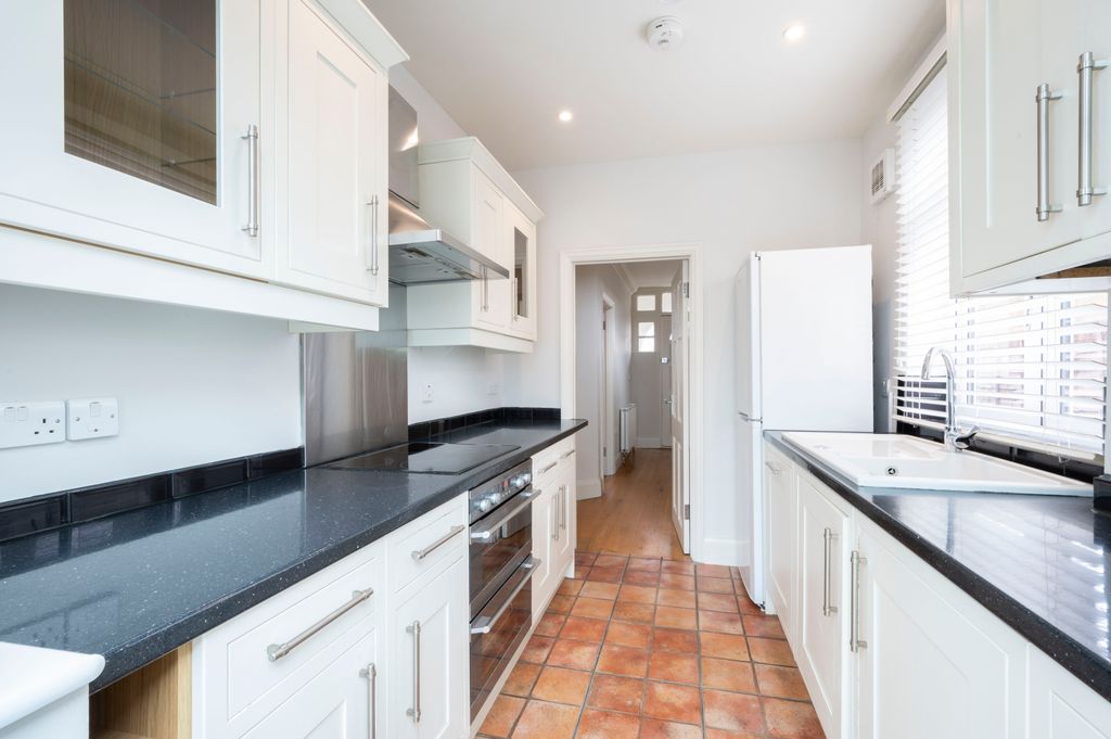 Property photo 3 of 16 Picture No. 38