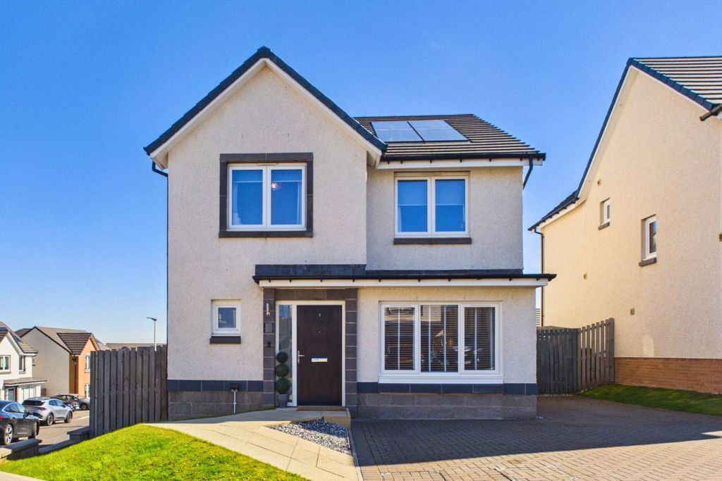 Property photo 1 of 37