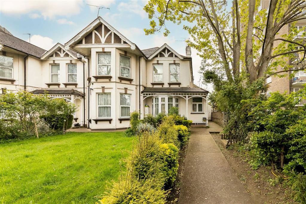 Property photo 1 of 5