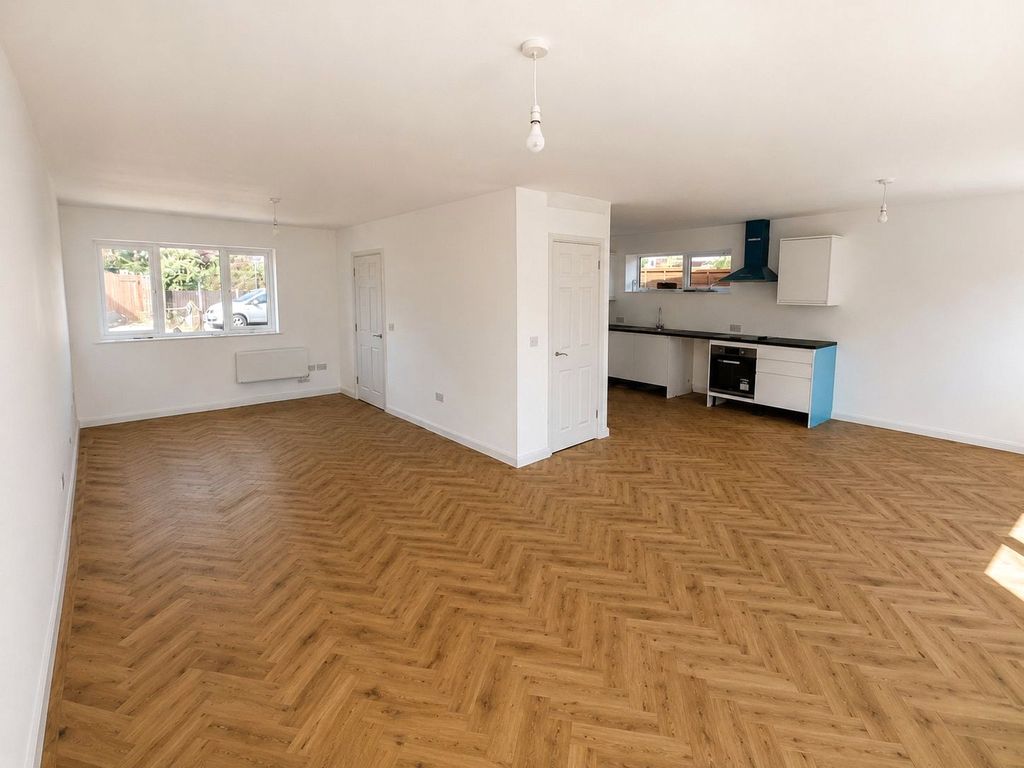 Property photo 3 of 13 Living Room