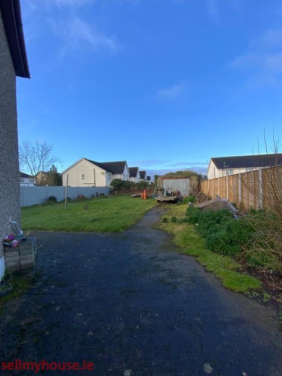 Property photo 2 of 4