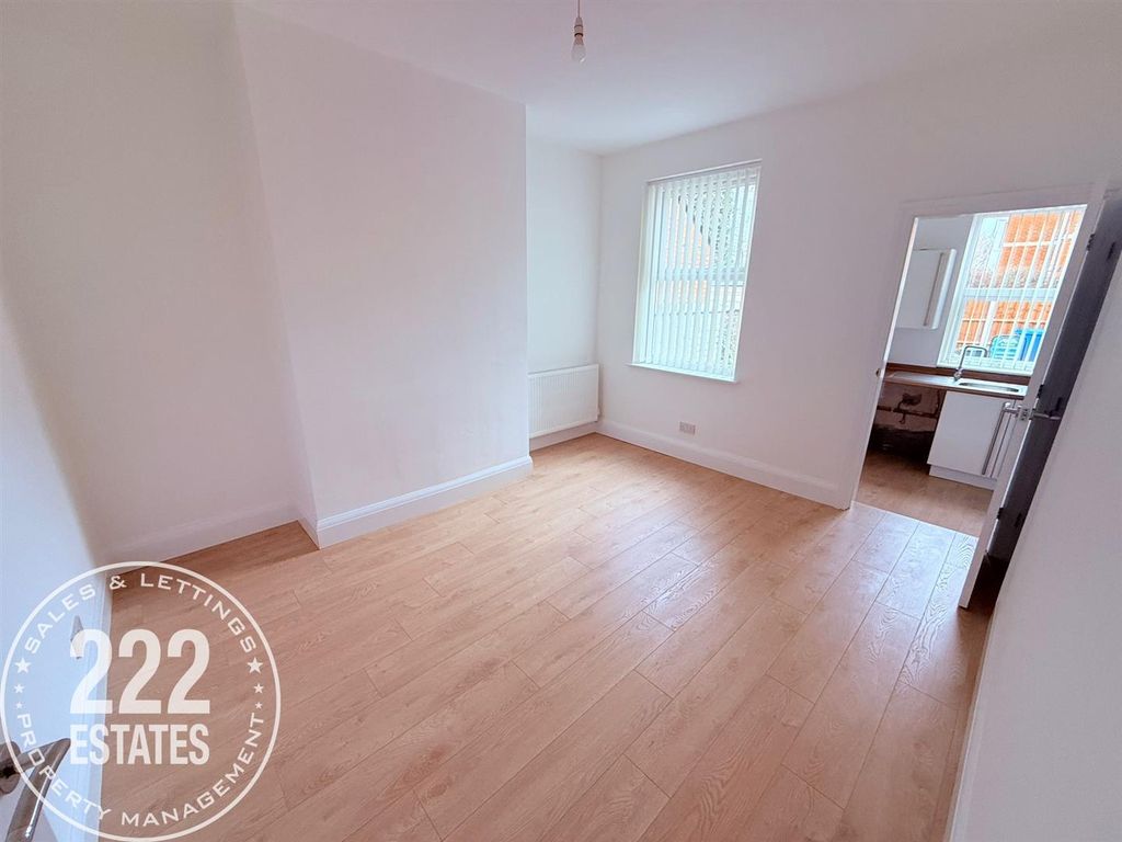 Property photo 3 of 12 Photo-2026-02-04-10-50-07 (9).Jpg